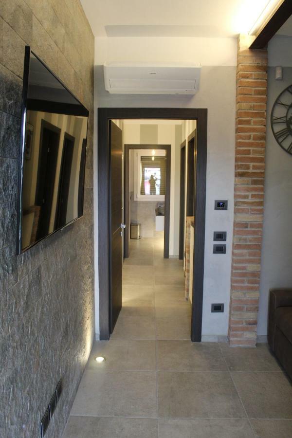 Villa Martina Desenzano del Garda Exterior foto